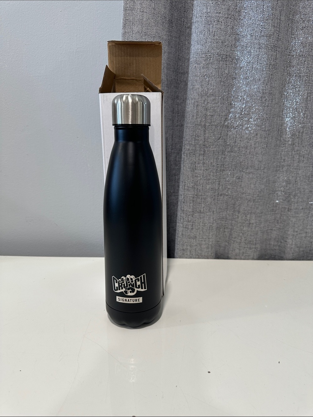 CRUNCH Signature Black Stainless Steel Water Bottle. 17oz. New in box